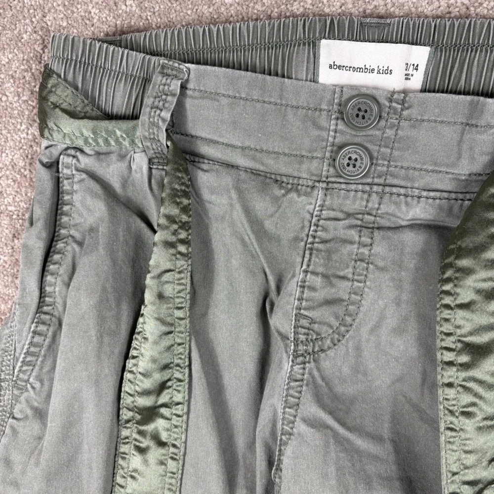 Abercrombie Kids Olive Green Cargo Pants with Tie Belt Size 13/14